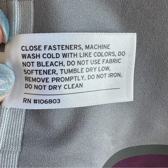 NWT Duluth Trading Co Women’s Hooded Dryfecta Rain Coat, Aubergine, size L - Picture 14 of 15